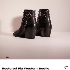 Coach Pia western booties